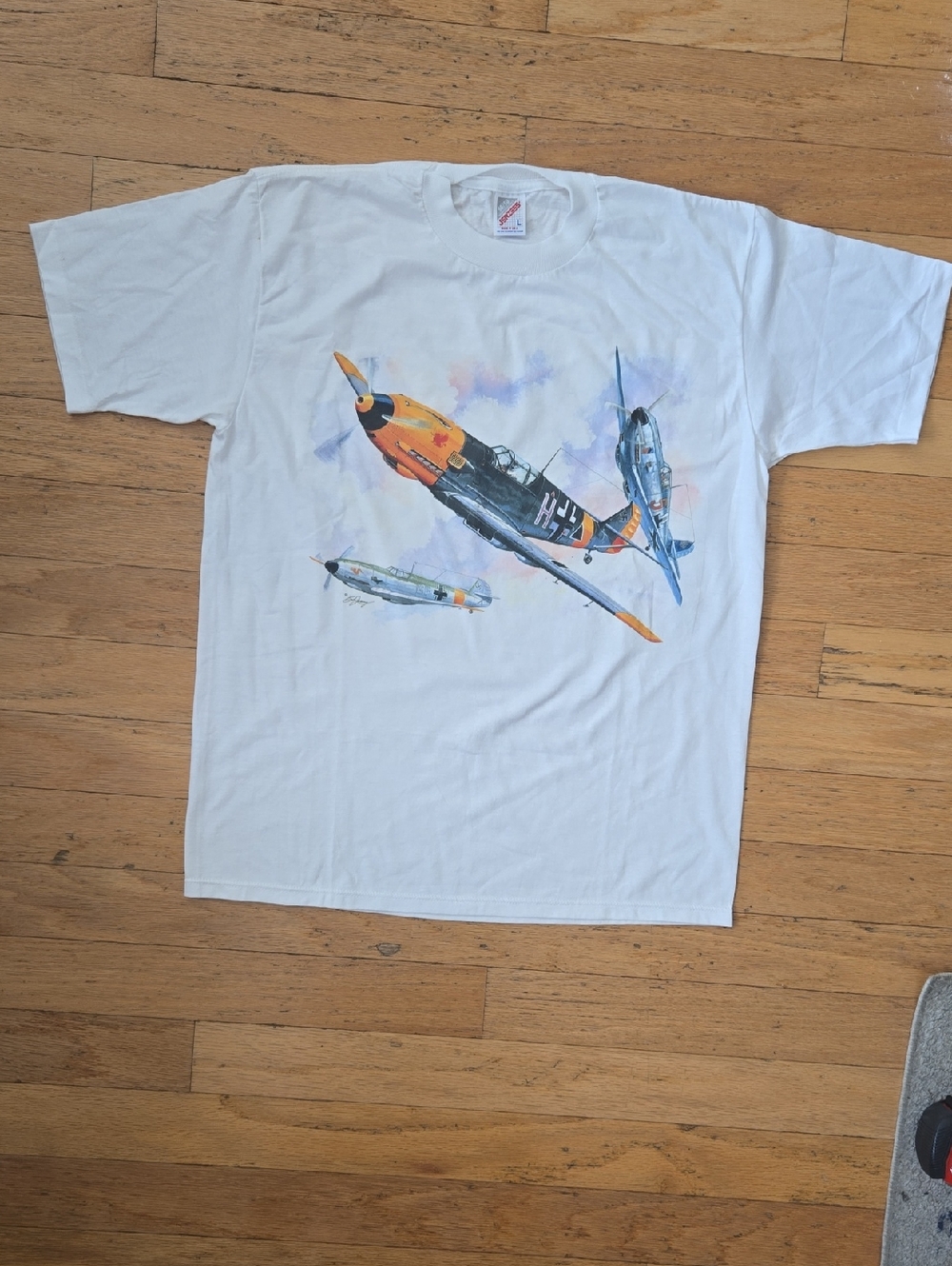 Jerzees White Crewneck Tee Graphic Print Of The Messerschmitt Bf 109 German WWII